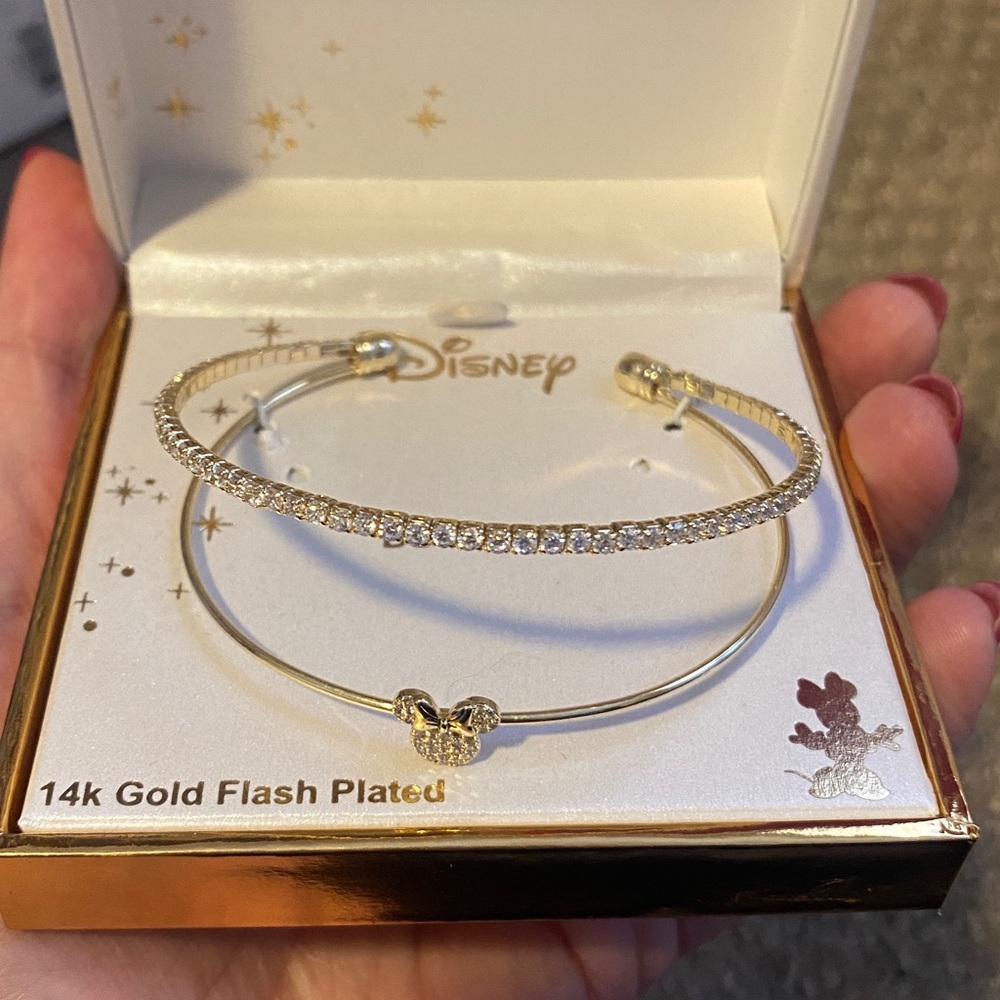 Disney BOWTIFUL 14K GOLD FLASH PLATED BRACELET